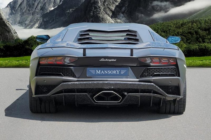 Специалисты Mansory принарядили купе Lamborghini Aventador S