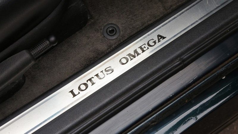 Opel, который обогнал Ferrari: опыт эксплуатации суперкара Lotus Omega
