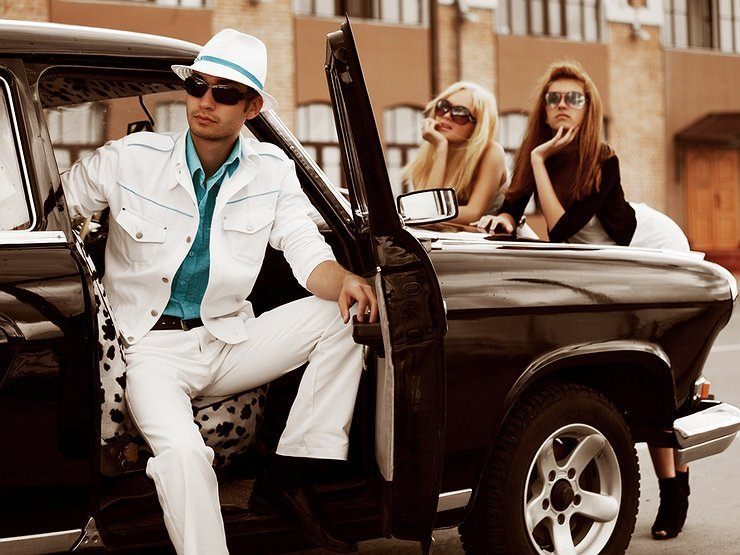 Богат, очарователен, успешен: как женщины оценивают мужчин по автомобилю