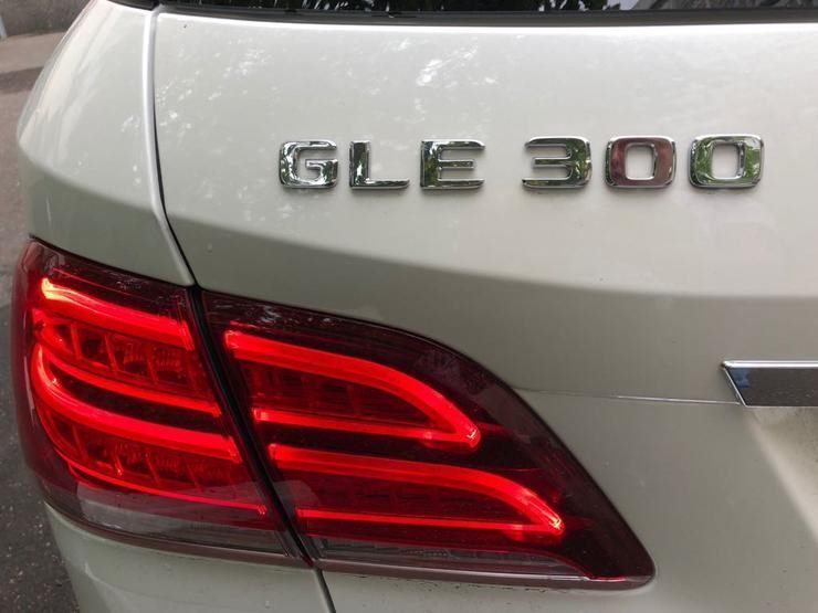 Для грандов: тест-драйв Mercedes-Benz GLE 300 4MATIC Grand Edition
