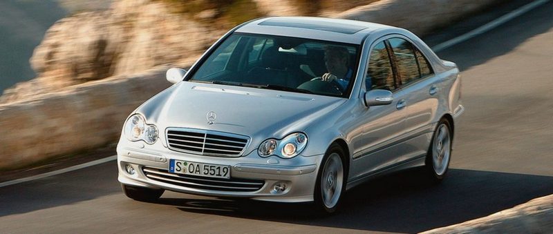 Всё гниёт по плану: покупаем Mercedes-Benz C-Klasse W203 за 350 тысяч