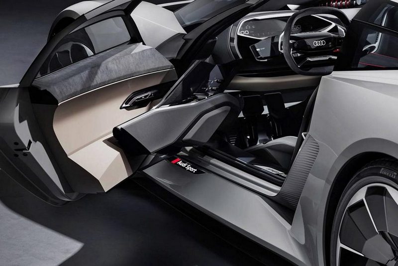 Audi PB18 e-tron: электрокар с подвижной кабиной