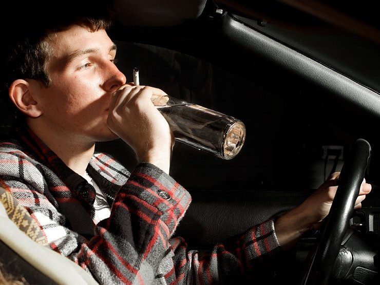 Минздрав заставит водителей оплачивать проверку на алкоголь