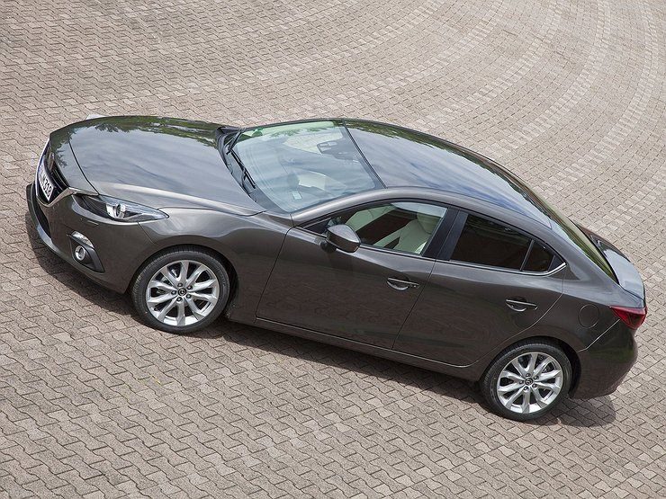 На что обратить внимание при выборе Mazda3 c пробегом
