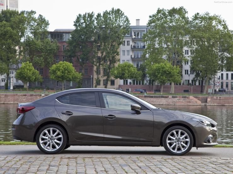 На что обратить внимание при выборе Mazda3 c пробегом