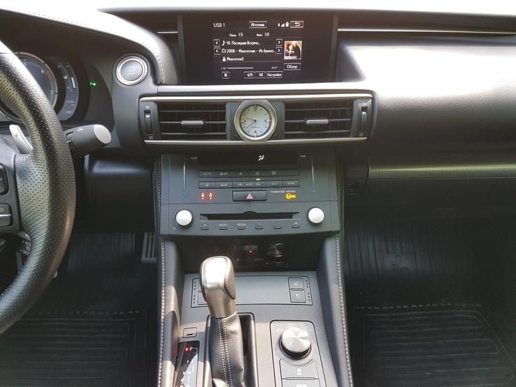 Тест-драйв Lexus RC200t: селезенки не жалко