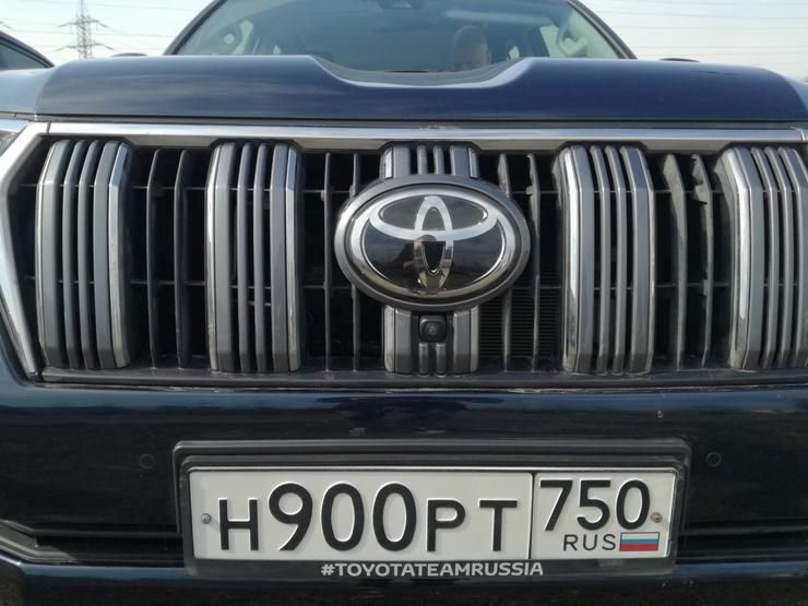 Тест-драйв Toyota Land Cruiser Prado: самый лучший «трактор»