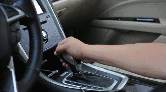 Как правильно парковать автомобиль с автоматической коробкой передач