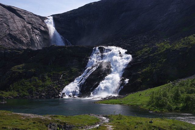 Путешествие в сказочную страну троллей, фьордов и водопадов