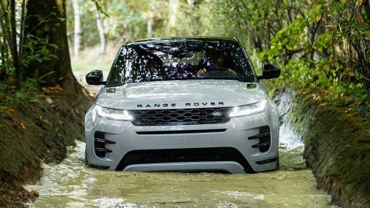 Дебютировало второе поколение Land Rover Evoque
