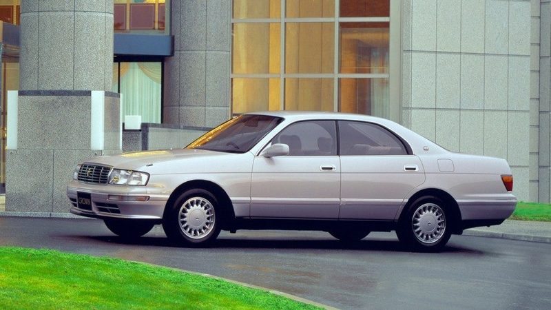 Последний из рамных: стоит ли покупать Toyota Crown IX S140 за 300 тысяч рублей?