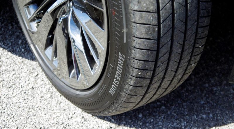 Разница в потенциалах: тест-обзор шин Bridgestone Turanza Т005 и Bridgestone Potenza S007а