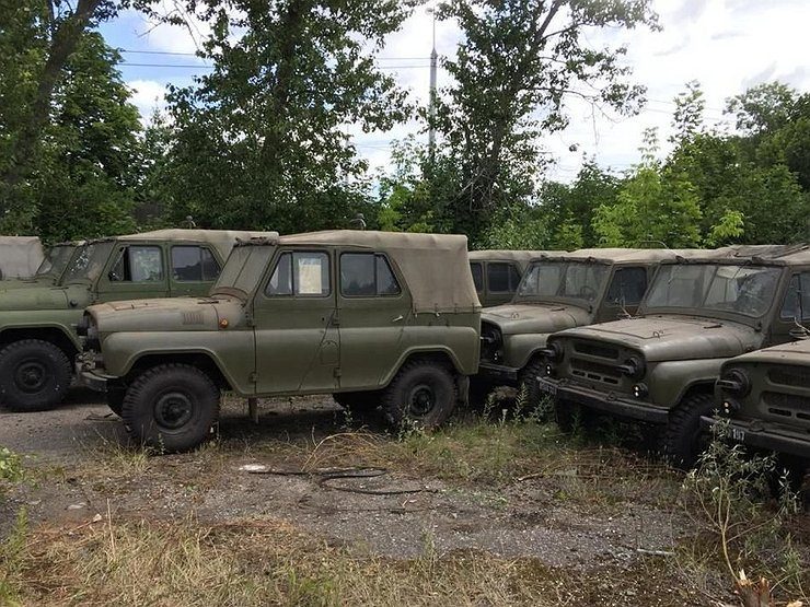 Стоит ли покупать армейский УАЗ-469 без пробега за 300 000 рублей