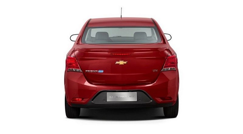 Chevrolet обновила «народные» хэтчбек Onix и седан Prisma