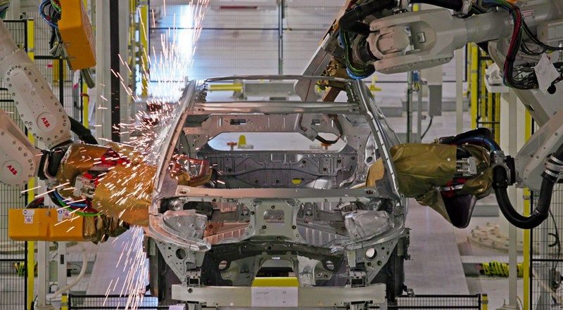Made in USA: новый седан Volvo S60 встал на конвейер