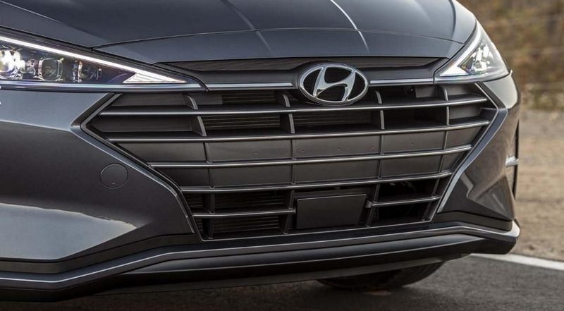 Обновлённый седан Hyundai Elantra: официальные фото и подробности