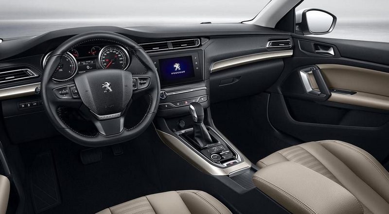 Обновлённый седан Peugeot 408: официальные фото и дата премьеры