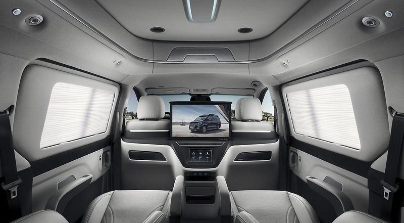 Перегородка и телевизор: Hyundai H-1 обзавёлся роскошной версией