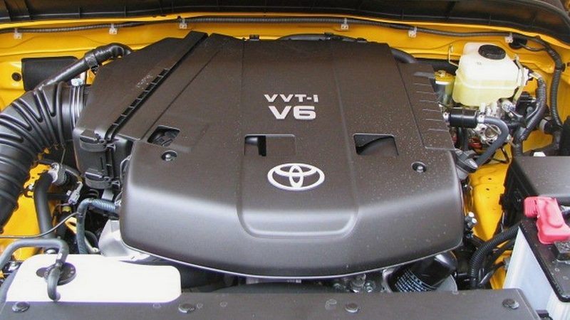 Почти настоящий американец: стоит ли покупать Toyota Tundra за 1,5 миллиона рублей?