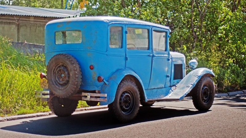 Почувствуй себя нэпманом: тест-драйв первого советского седана ГАЗ-6