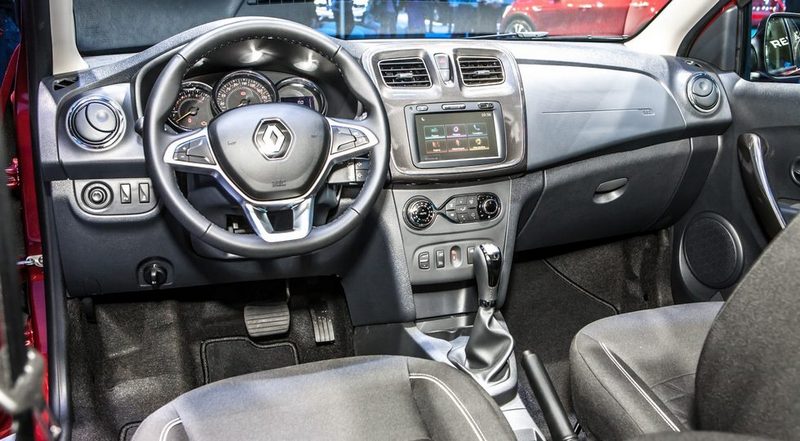 «Внедорожный» Renault Logan готов выйти против Lada Vesta Cross