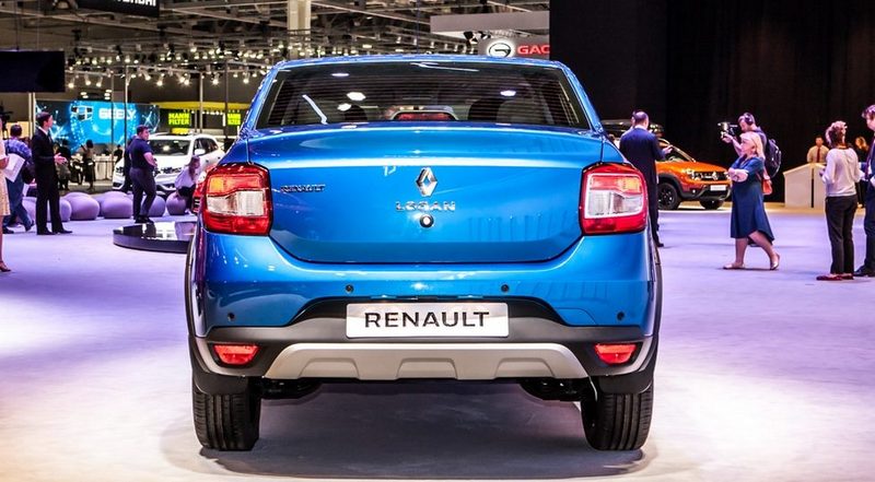 «Внедорожный» Renault Logan готов выйти против Lada Vesta Cross